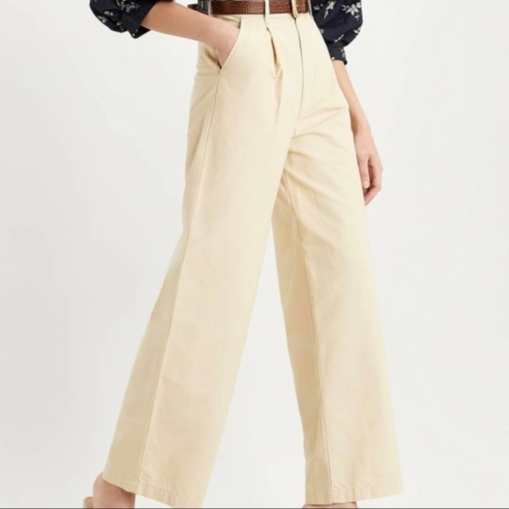 Levi's® Premium
PLEATED HIGH LOOSE PANTS “30 X 30”​